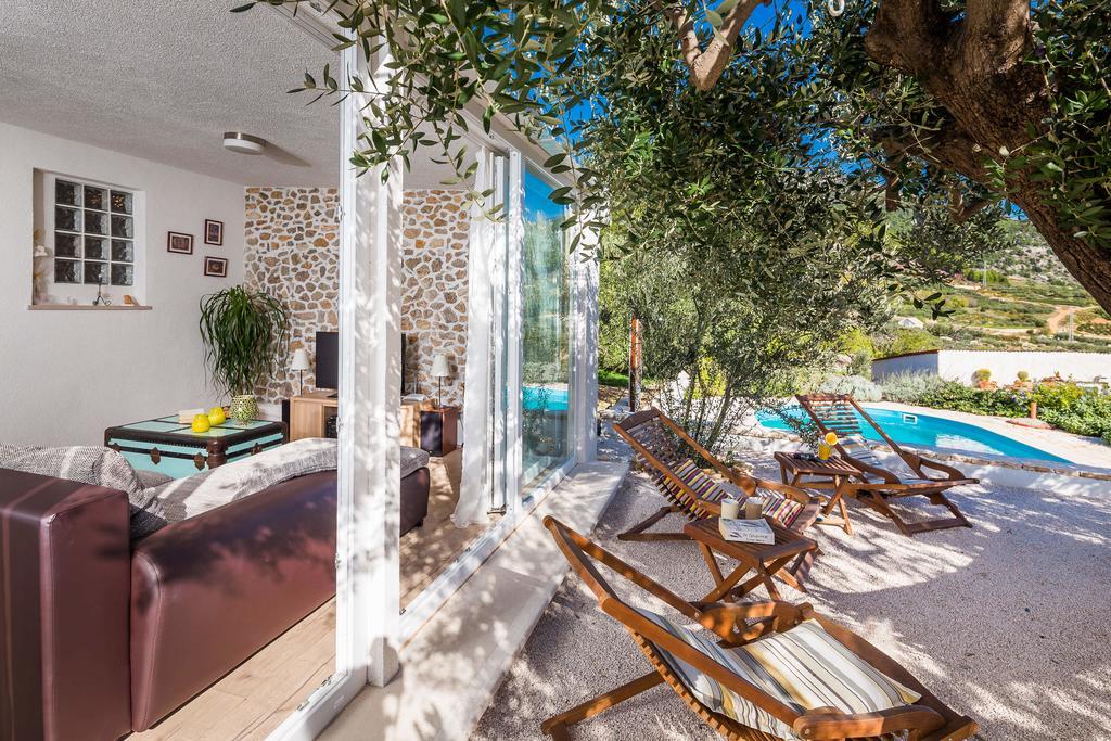 Holiday Home Zlatni San - Private Heated Pool Bol Habitación foto