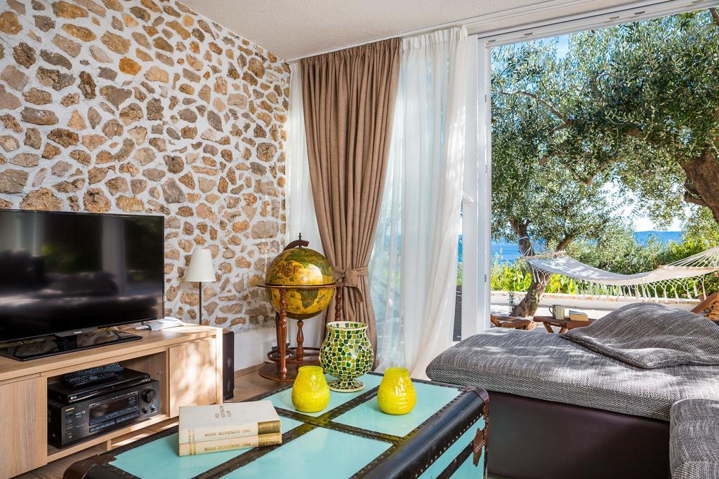 Holiday Home Zlatni San - Private Heated Pool Bol Habitación foto