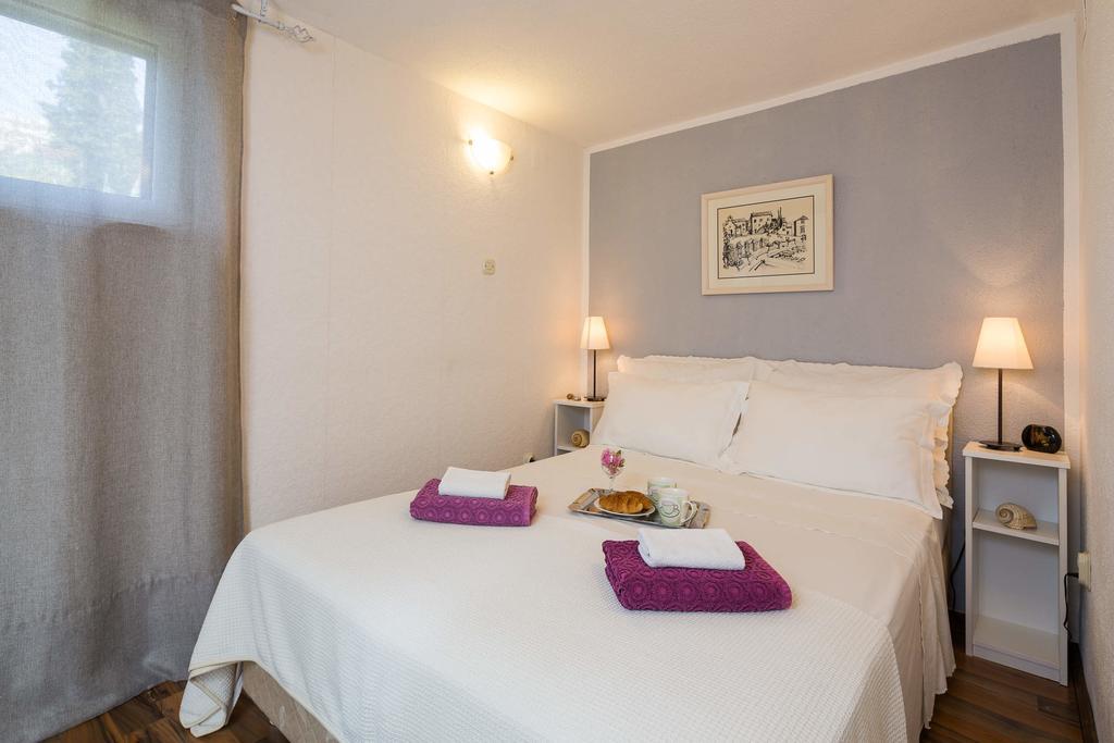 Holiday Home Zlatni San - Private Heated Pool Bol Habitación foto